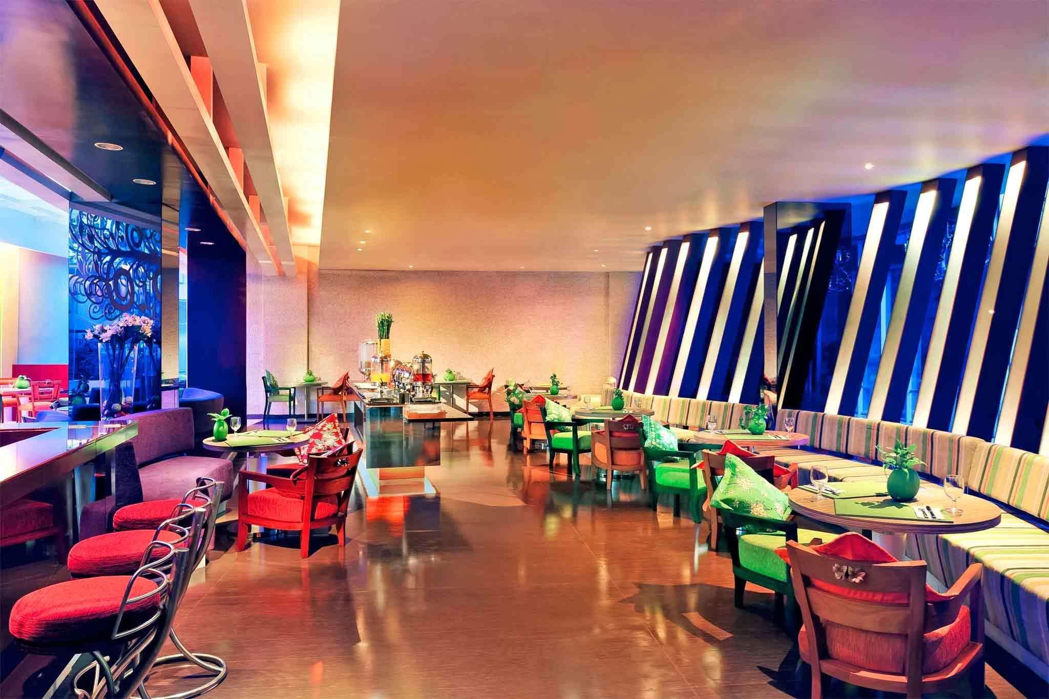 Отель Ibis Styles Bali Denpasar Экстерьер фото