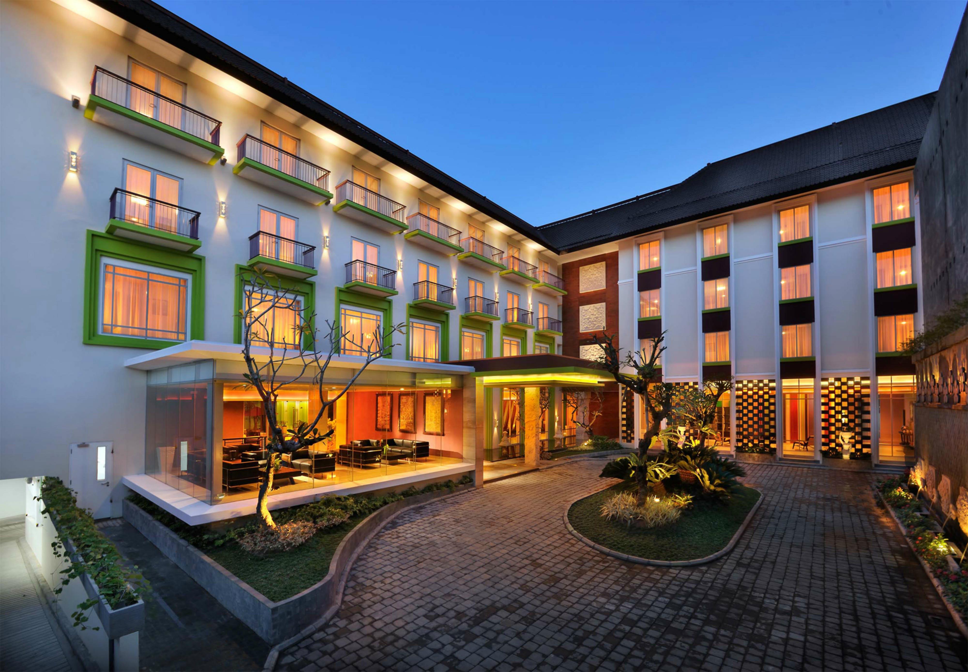 Отель Ibis Styles Bali Denpasar Экстерьер фото