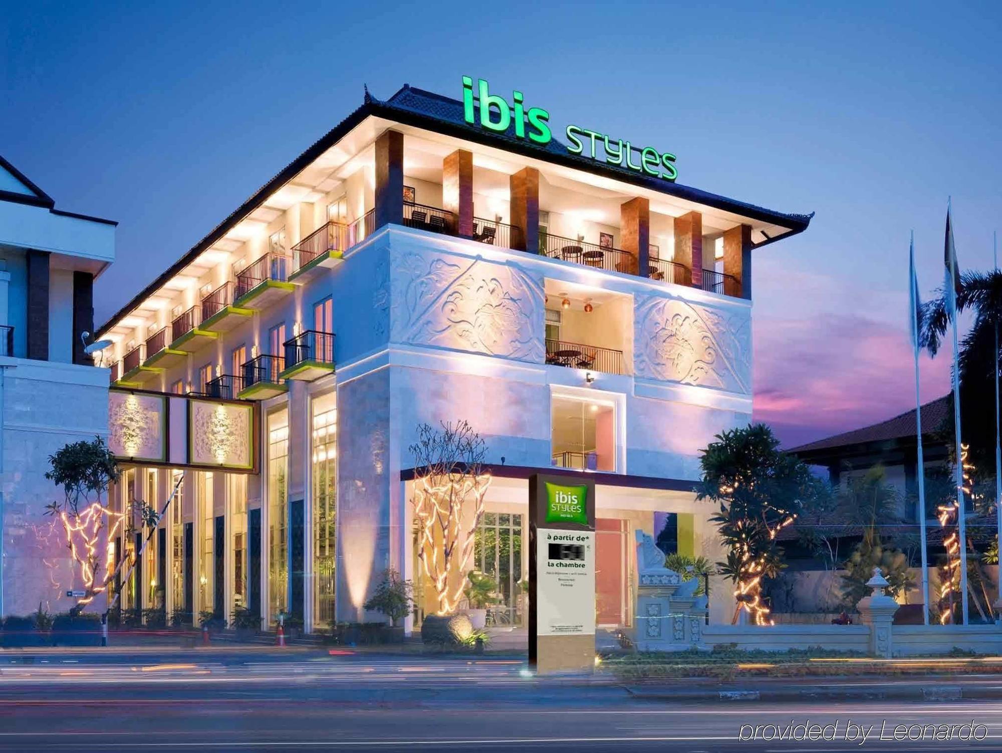Отель Ibis Styles Bali Denpasar Экстерьер фото